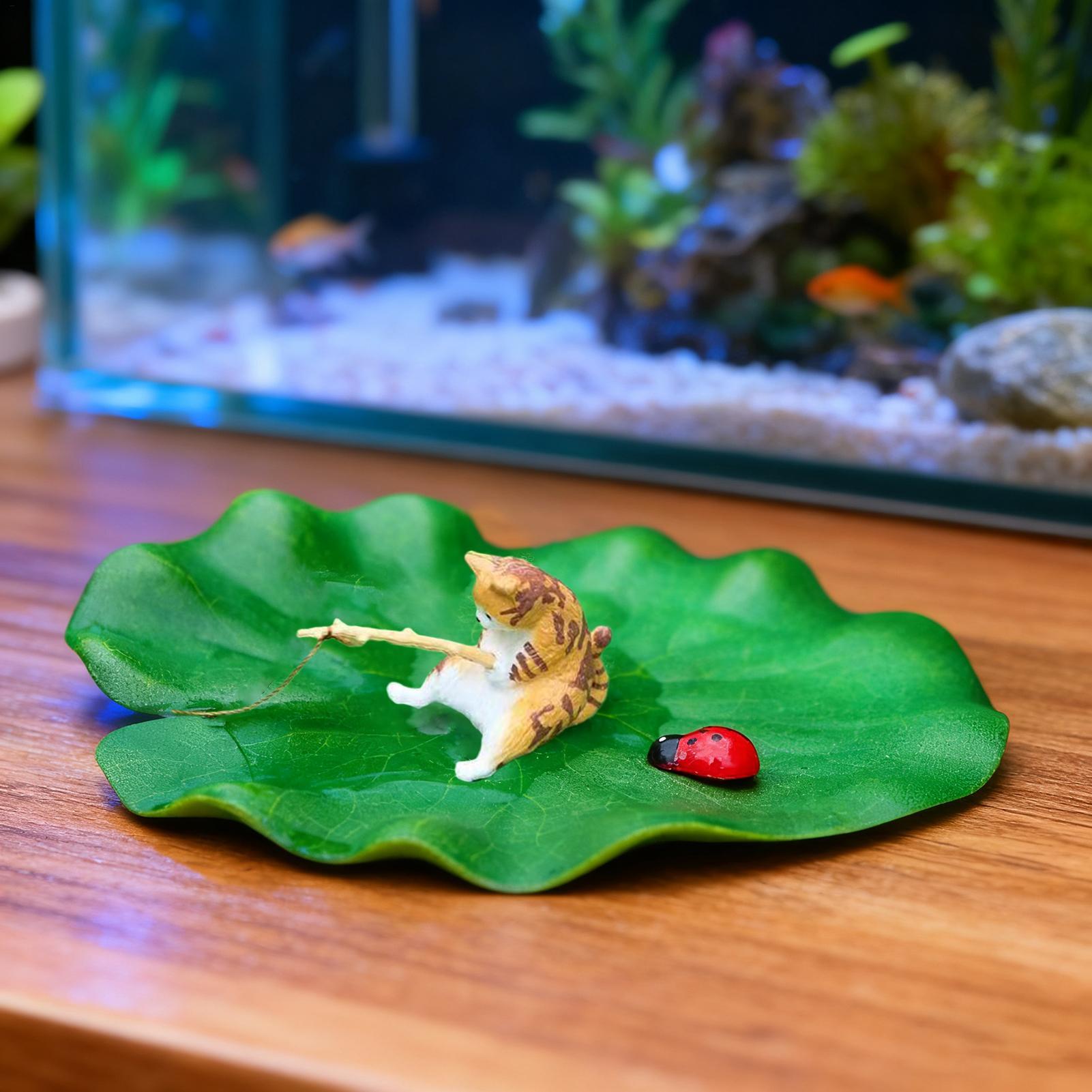 Aquarium Fish For Beginners - Aquarium-Dekoration: Schwimmende Katze beim Angeln –