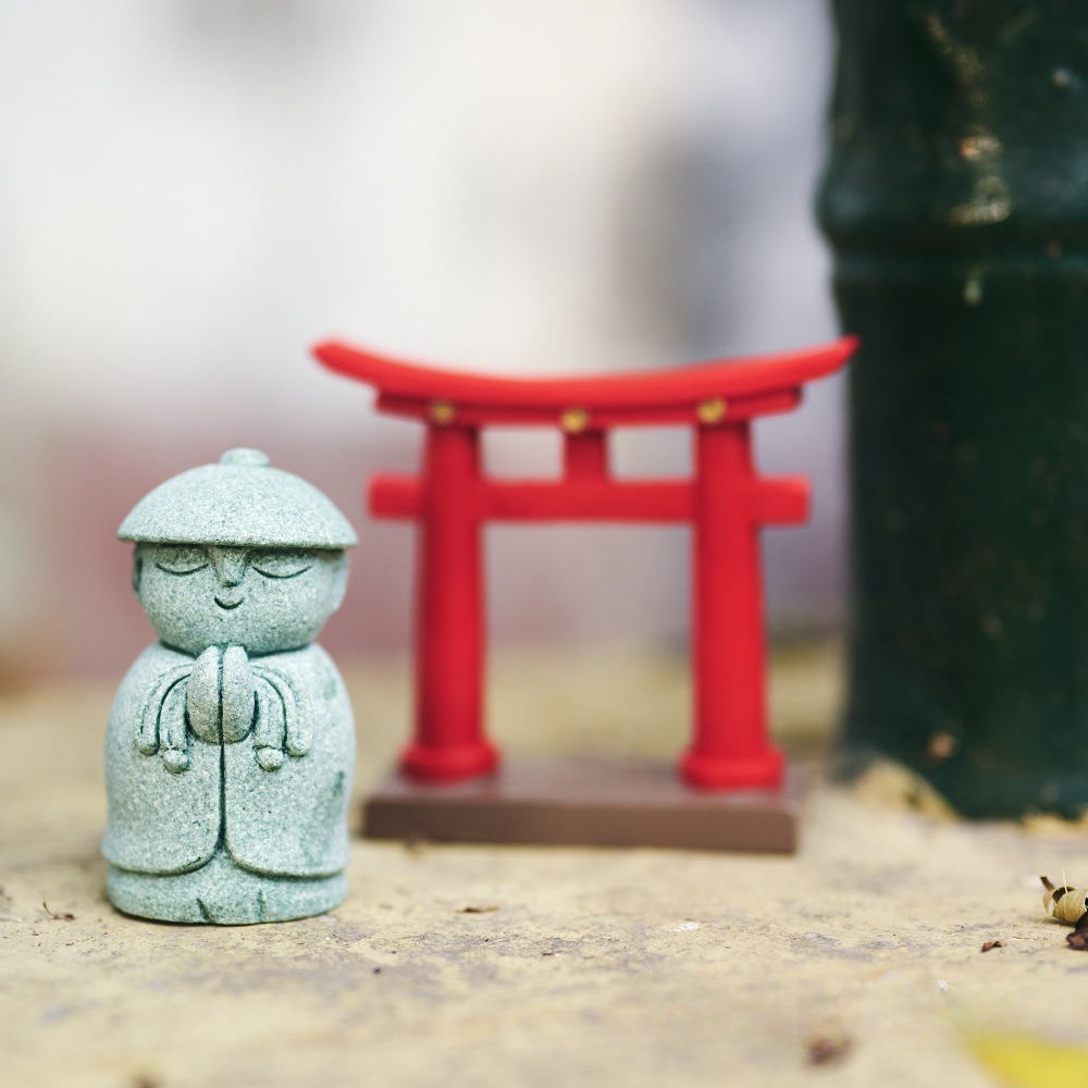 Japanische Buddha-Figur, viel  – Aquarium Fish Japan Bewertung und Preis